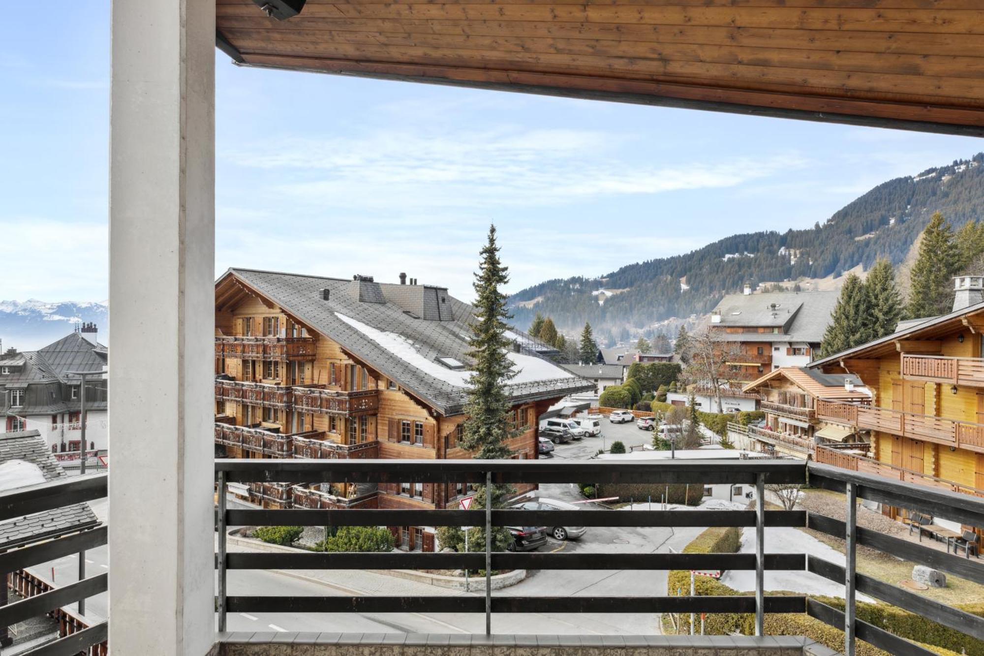 Triplex In Villars Centre With Parking Экстерьер фото